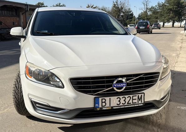 Volvo S60 cena 56000 przebieg: 144500, rok produkcji 2014 z Białystok małe 172